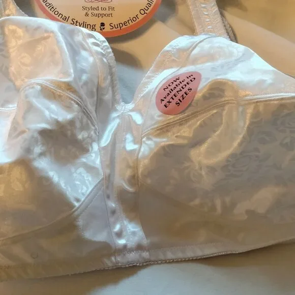 Full Figured Bra 48d - Picture 4 of 5